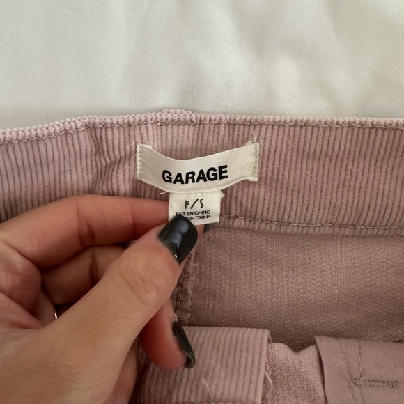 Pink Skirt Garage - Picture 3 of 3